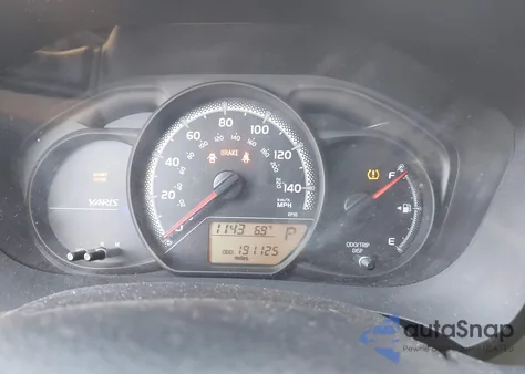 2015 Toyota Yaris L z USA, uszkodzony, nr VIN VNKKTUD39FA042365